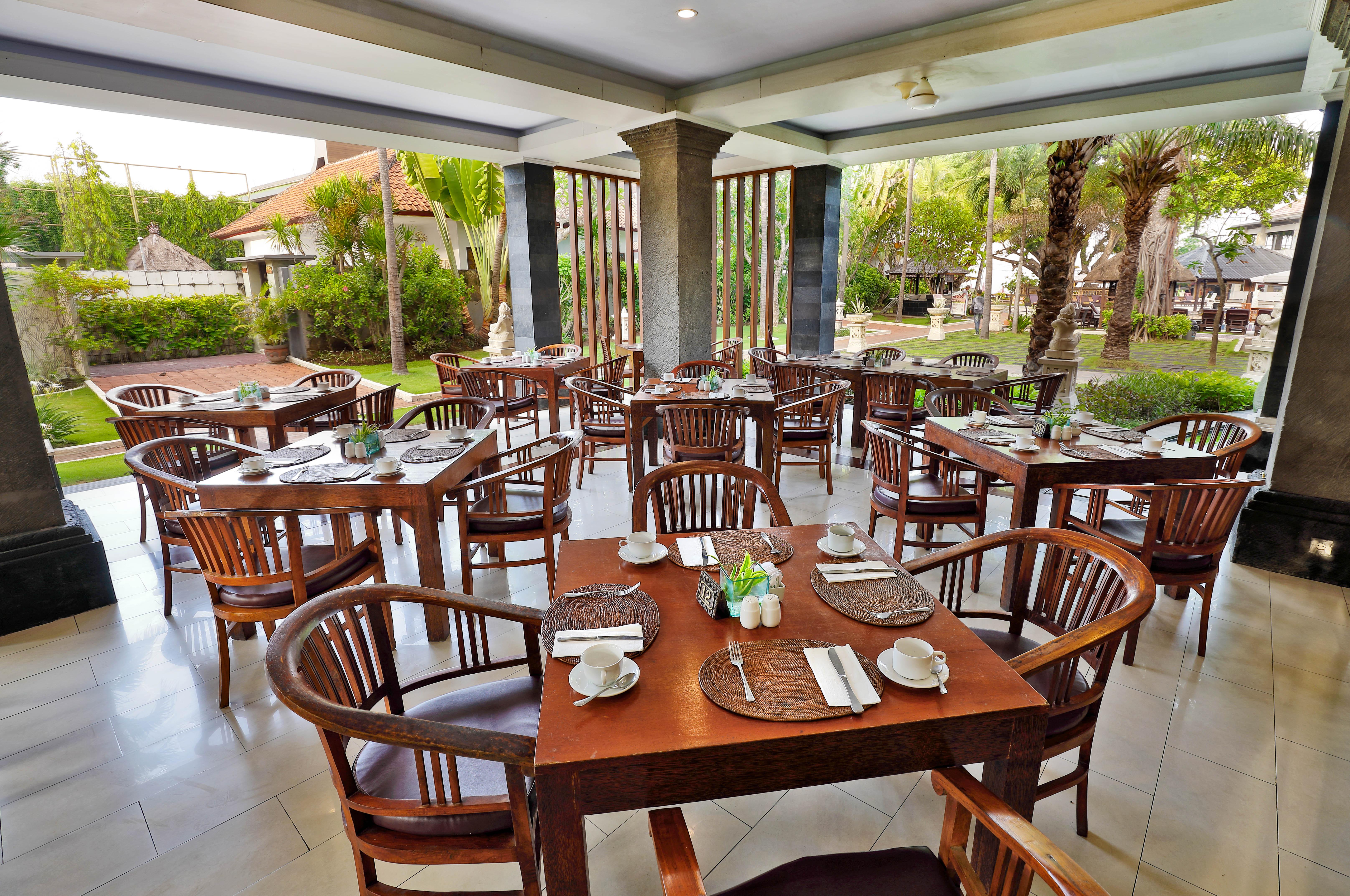 Puri Saron Hotel Seminyak Εξωτερικό φωτογραφία