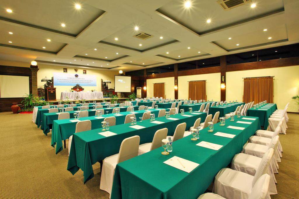 Puri Saron Hotel Seminyak Εξωτερικό φωτογραφία